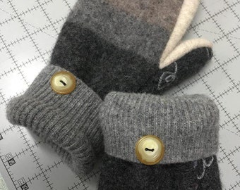 Patrón de mitones tipo suéter reciclados para niños (talla de 5 años)