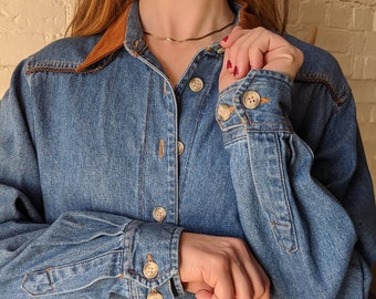 Vintage 80s 90s Western Style Denim Shirt Women's • Buttons Faux Leather Trim • Elongated Front Shirt Tales • Boho Hippie Rancher Blue Jean