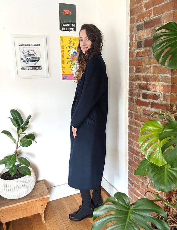 USA Vintage 1980s Hand Tailored Wool Coat • Warm … - image 10