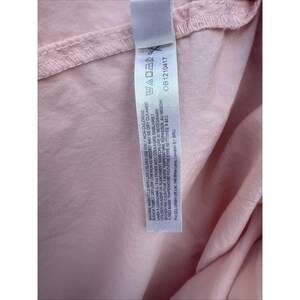Free People Camisa rosa de manga larga con lazo en la espalda y botones imagen 8