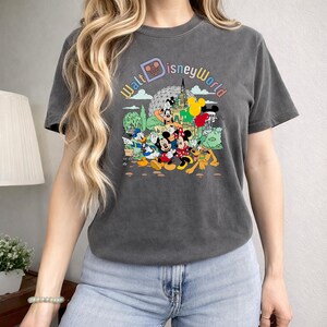 Retro Walt Disneyworld Comfort Colors Shirt, Vintage Disneyworld Shirt, Mickey And Friends Shirt, Retro Disney Shirt, Disney 2026 Trip Tee bild 2