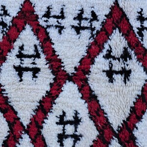 230X170 cm 7'5x 5'5 BOA54027 Beni ourain, Beni ouarain, Benirug, 100% wool berber rug, visit our 900 choices at moroccan-berber-rugs.com image 4