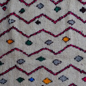 260X155cm 8'5x5 AZ43158 Azilal rug Beniourain, Beniouarain, benirug berber rug visit our 900 choices at moroccan-berber-rugs.com image 3
