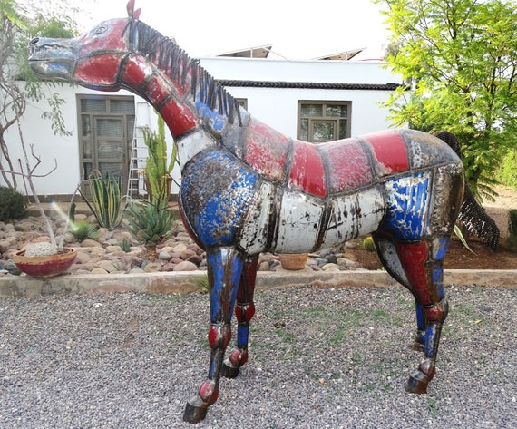Recycled Horseshoe Metal Horse Sculpture – Equestrian Art