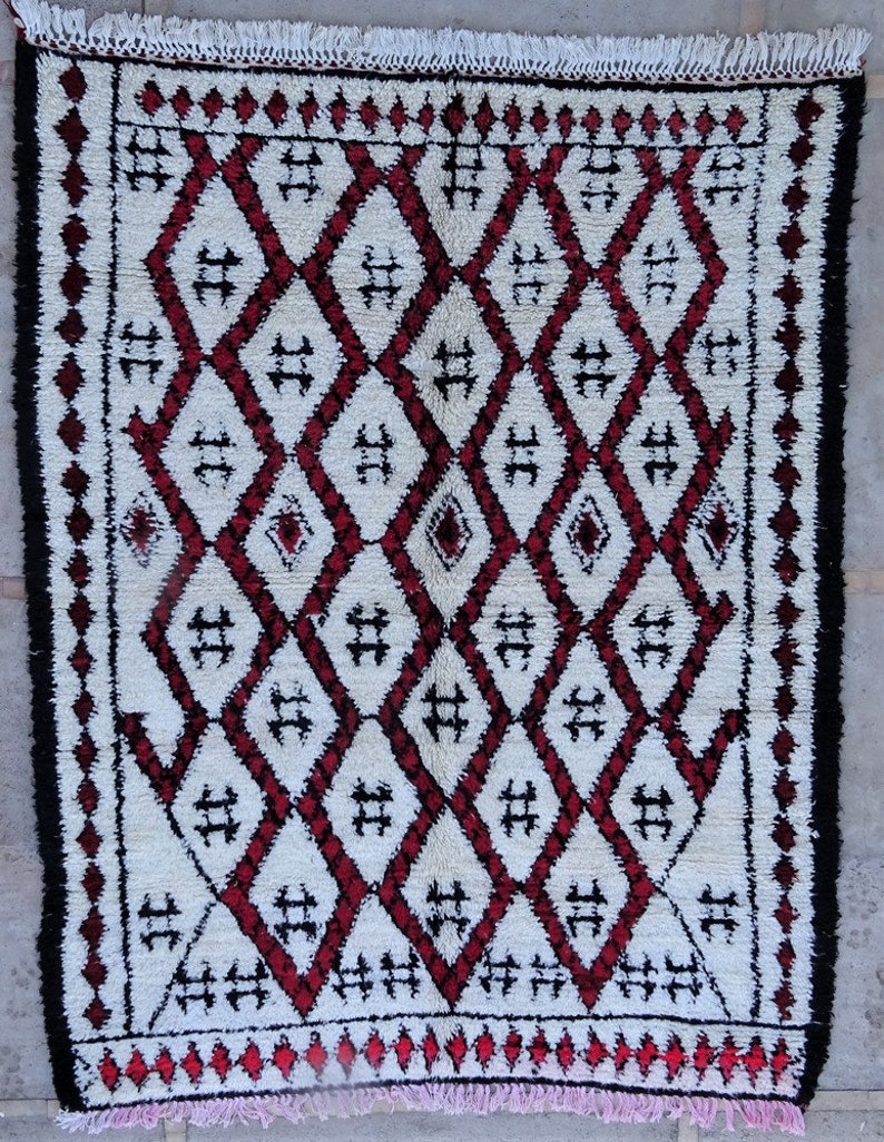 230X170 cm 7'5x 5'5 BOA54027 Beni ourain, Beni ouarain, Benirug, 100% wool berber rug, visit our 900 choices at moroccan-berber-rugs.com image 2
