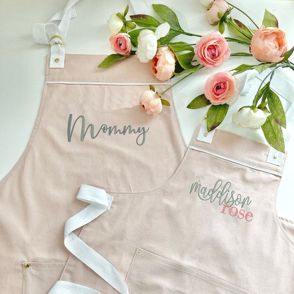 Mommy & Me Personalized Matching Aprons, Blush pink, Embroider, Toddler, Women, Family, Kids, Girls, Boys, Kitchen, Garden, Mothers Day Gift