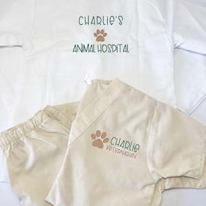 Personalized Doctor Costume, Kids Scrubs, White Coat, Lab Coat, Scientist, Surgeon, Vet, Dress Up, Pretend Play, Toddler