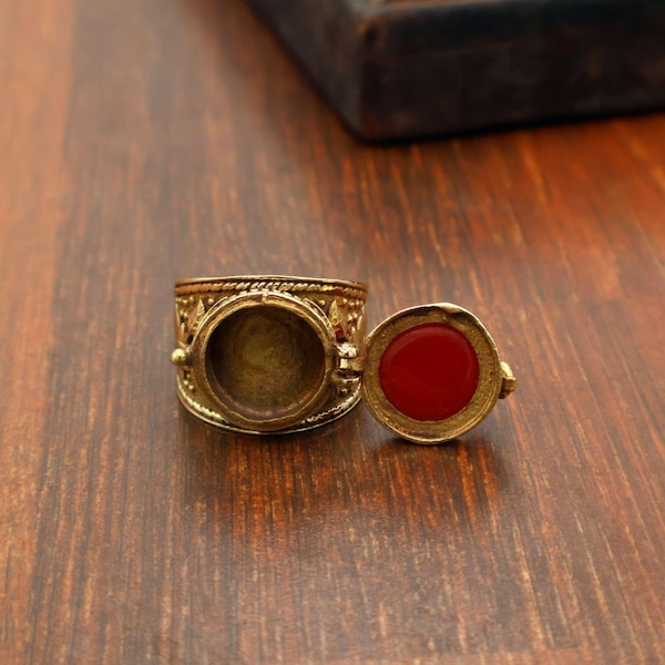 Anello portapillole in ottone rosso corniola vintage con veleno Anello portapillole in oro con scatola segreta
