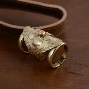 Brass Flower Arthritis Ring: Adjustable Splint Knuckle Ring