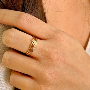 Anelli impilabili, anello a cuore in oro, regalo per lei, anelli con pietra portafortuna, regalo per la mamma, oro riempito, regalo per la festa della mamma, regalo per San Valentino