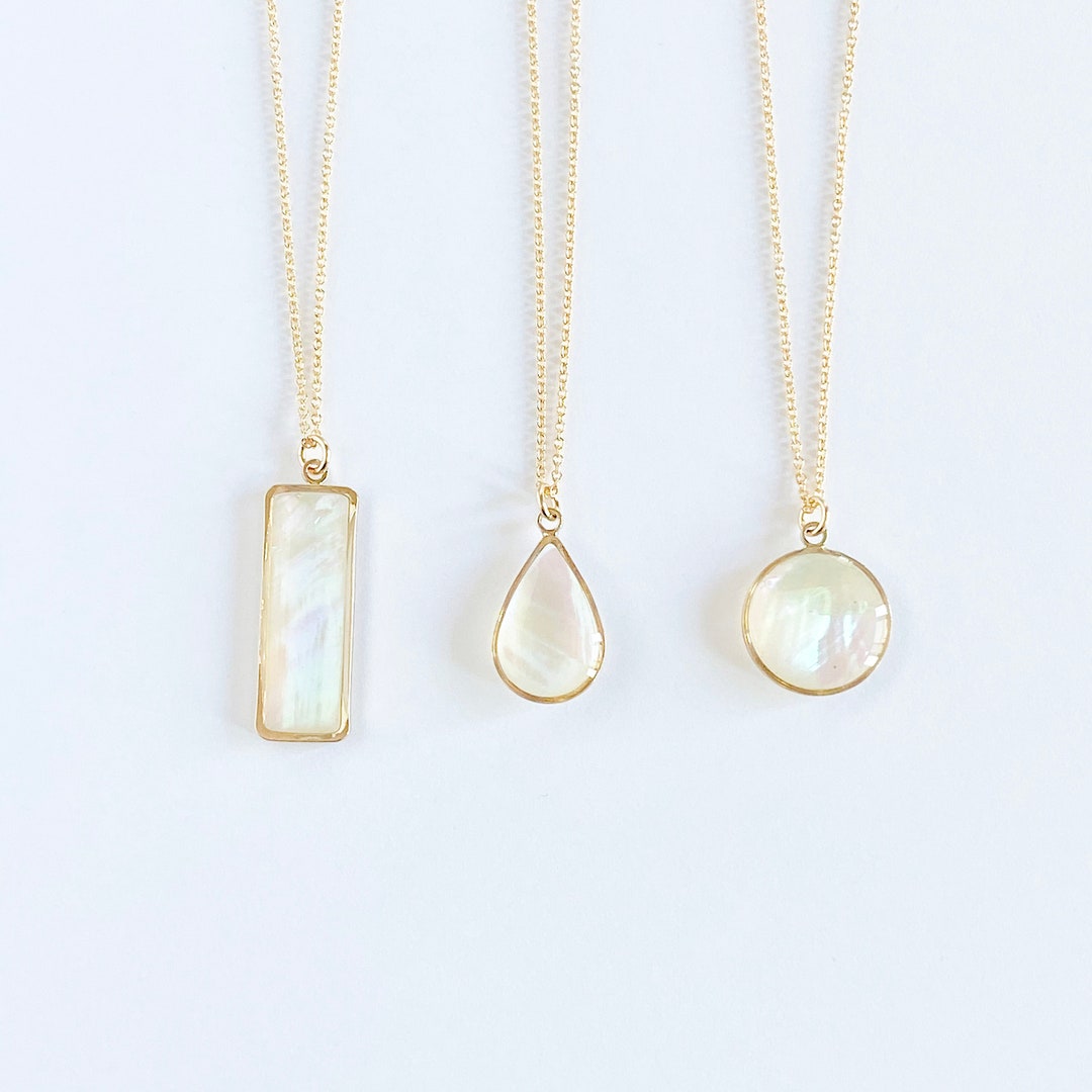 Mother of Pearl Necklace Gold, Pearl Jewelry, Pearl Pendant Necklace ...