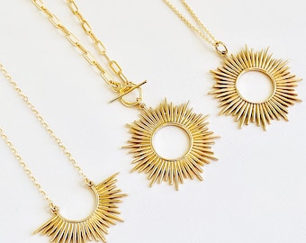 Zon verklaring ketting, Sunburst hemelse charme ketting, cadeau voor haar, vriendin cadeau, gelaagdheid ketting goud