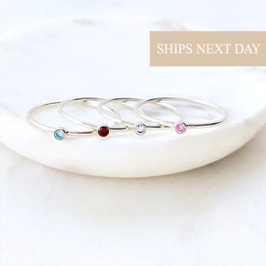 Anello con pietra portafortuna in argento, anello con pietra portafortuna per la mamma, piccolo anello con pietra portafortuna, anello impilabile