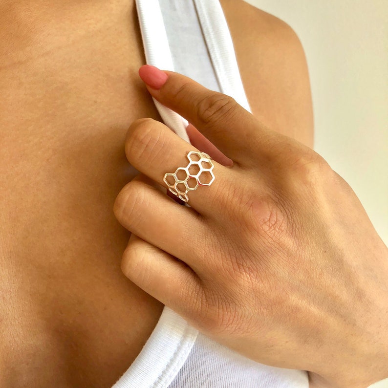 Honeycomb Ring, Honeycomb Jewelry, Silver Honeycomb, Bee Inspired Jewelry, silver Ring, Geometric Ring image 4