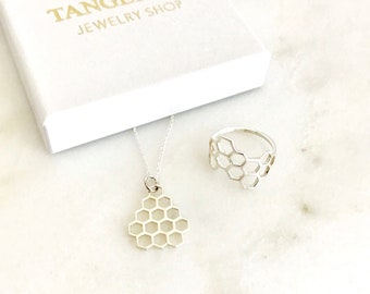 Honeycomb Necklace and Ring Set, Silver Bee Necklace, Honeybee Jewelry, Honeycomb Ring,