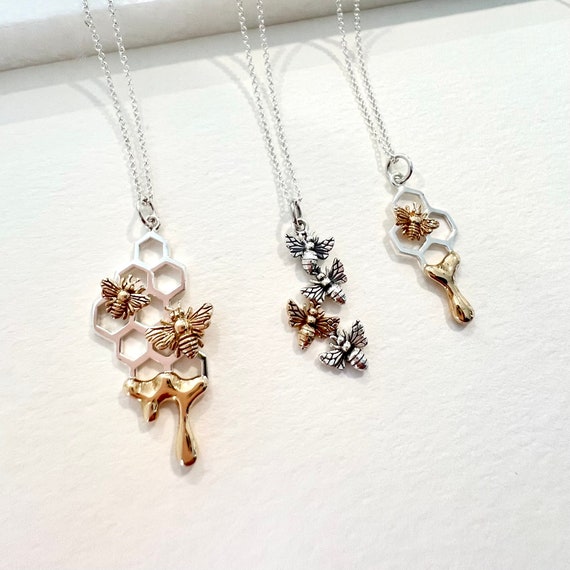 ミツバチさんブローチ又はネックレス みつばち ブローチ 可愛い アクセサリー ミツバチ レディース 橙 ビース メール便送料無料 アクセサリー 女性 女の子 彼女 女子 プレゼント  ギフト 贈り物 オレンジ 橙色 お祝い 誕生日 カワイイ 蜜蜂 記念日 プチギフト 琥珀色 飴色 ピンブロ バースデープレゼント |