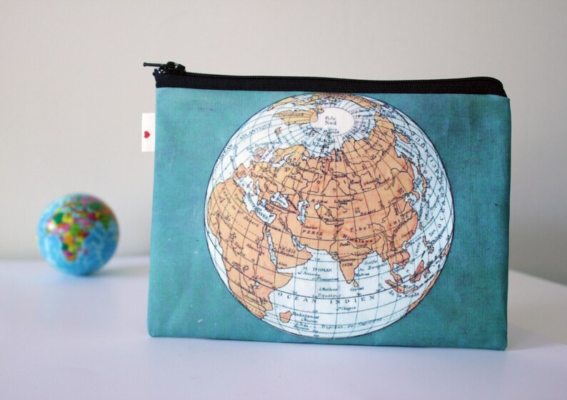 World Map zipper pouch, Clutch purse, Women's wallet, printed with an old map of the world image 5
