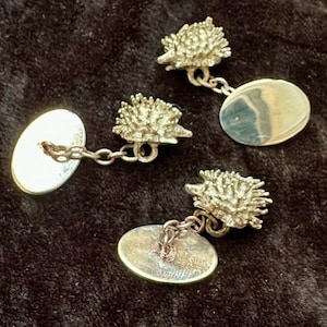 vintage 1990s SILVER plated HEDGEHOG 3D CUFFLINKS Chain Links studs French cuffs