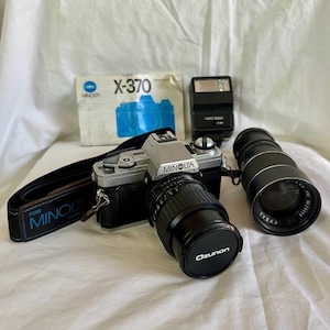 MINOLTA X-370 CAMERA Lot slr 35mm Focal 1:4.5 Telephoto Lens 200mm Auto Flash