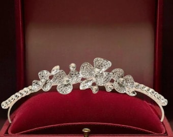 Tiara de orquídeas plateadas – Corona floral con diamantes de imitación para bodas, graduaciones, cumpleaños y quinceañeras