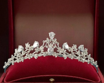 Tiara nupcial floral plateada – Corona de boda con cristales de estrás