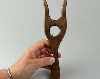 Lucet with Handle, 9 Inch