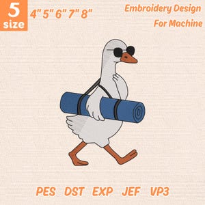 Puede incluir: Diseño de bordado de un ganso con gafas de sol y una esterilla de yoga azul. El texto incluye "Embroidery Design For Machine" y tamaños de 10 cm a 20 cm. Formatos de archivo: PES, DST, EXP, JEF, VP3. Diseño divertido.