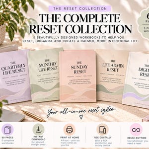 Puede incluir: Un conjunto de cinco cuadernos de trabajo de colores suaves titulado The Complete Reset Collection, que incluye The Quarterly Life Reset, The Monthly Life Reset, The Sunday Reset, The Life Admin Reset y The Digital Reset, con 60 páginas.