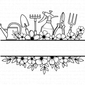 Op de afbeelding: Zwart-wit illustratie van tuingereedschap, waaronder een gieter, een troffel, een hark, een spuitfles, een snoeischaar en een tuinvork. De gereedschappen zijn gerangschikt boven een bloemenrand, met een lege ruimte eronder.