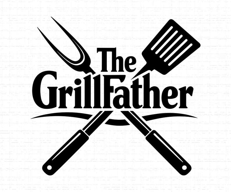 以下が含まれることがあります： 「The GrillFather」の文字と、フォークとヘラが交差したデザインの白黒グラフィック。曲線が特徴で、テクスチャ加工された白い背景に配置されています。