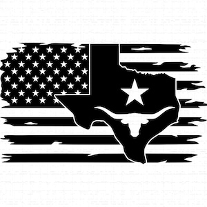 Puede incluir: Gráfico en blanco y negro de una bandera estadounidense desgastada con el contorno de Texas. El contorno de Texas incluye una estrella y una silueta de cuernos largos, que representan los símbolos del estado.