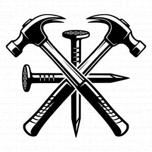 Puede incluir: Ilustración en blanco y negro de dos martillos cruzados y dos clavos. Los martillos están en diagonal, con las cabezas y puntas de los clavos visibles. La imagen tiene un diseño gráfico simple.