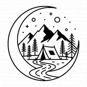 Peut inclure: Illustration en noir et blanc d'une scène de camping à l'intérieur d'un croissant de lune. Le dessin représente des montagnes, des arbres, une tente et une rivière, avec des étoiles et des éléments célestes.