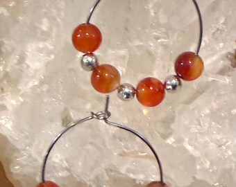 Pendientes de aro de acero inoxidable con cornalina