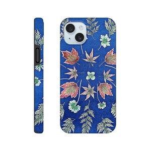 Puede incluir: Funda de teléfono azul con diseño botánico. Presenta un patrón de hojas rojas, verdes y blancas sobre un fondo azul texturizado. La vista lateral muestra el perfil delgado y el recorte de la cámara.