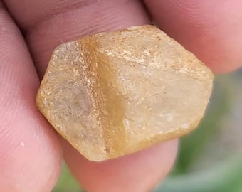 Raw Yellow Sapphire Crystal – Natural Gemstone, Healing Stone