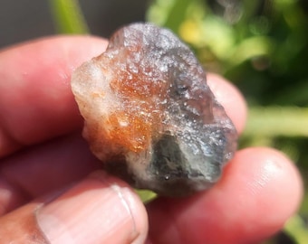 Natural Sunstone Rough, Healing Crystal (33x25x16 mm, 65 Carats)