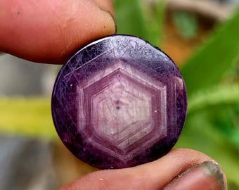 Wonder Sapphire Slice, Round Loose Gemstone, Jewelry Pendant (31 Carats)