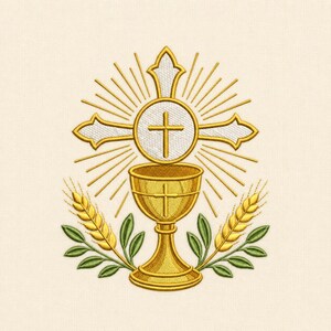 Puede incluir: Diseño religioso bordado con un cáliz dorado, una cruz y rayos. Espigas de trigo y hojas verdes enmarcan el cáliz. El diseño está sobre un fondo color crema.