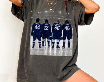 Briar University Hockey vintage shirt, Briar U Sweatshirt, College Romance Hockey t-shirt, Off Campus 2026 Hockey Shirt