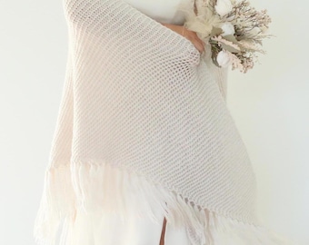 Off White Stickad Brudsjal: Mohair Bröllopsjal
