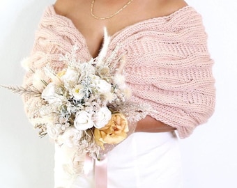 Rosrosa Mohair Brudsjal: Handstickad Bröllopsjal