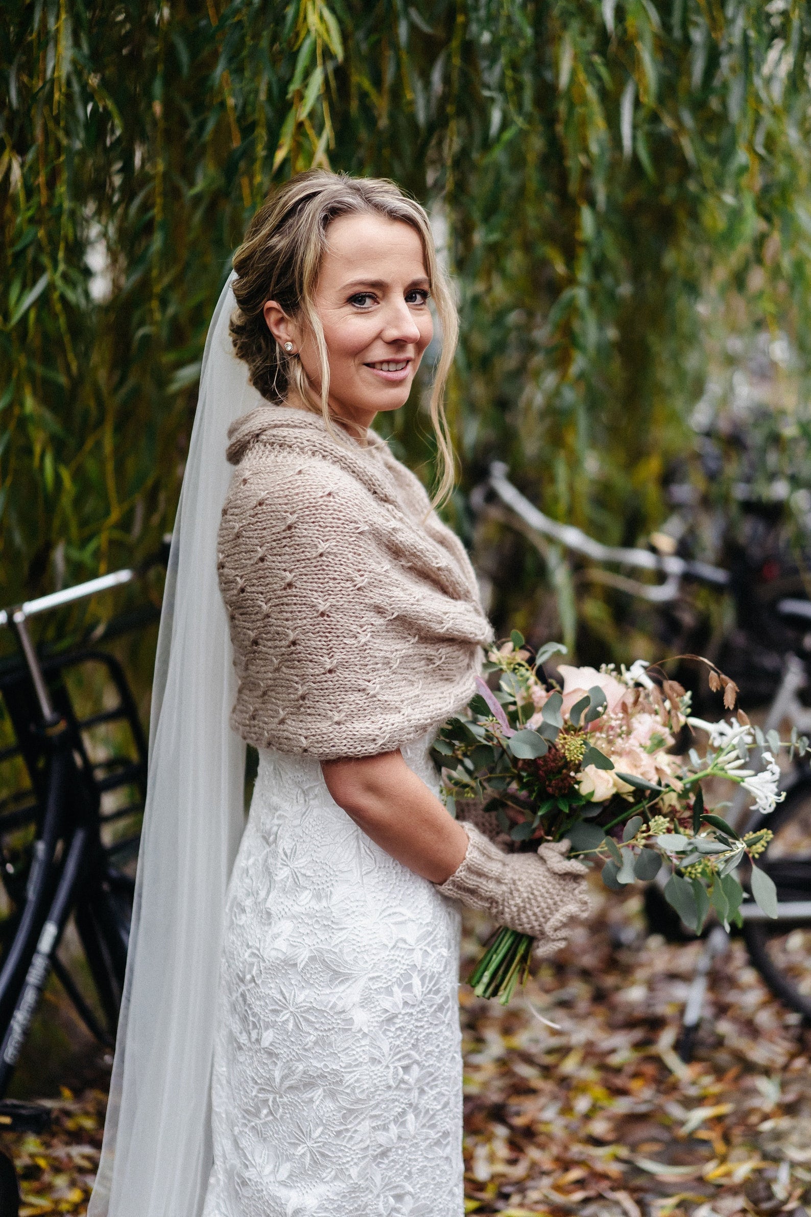 bride with shawl
