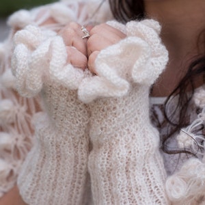 Guantes de novia sin dedos con encaje de mohair: mitones de boda con volantes