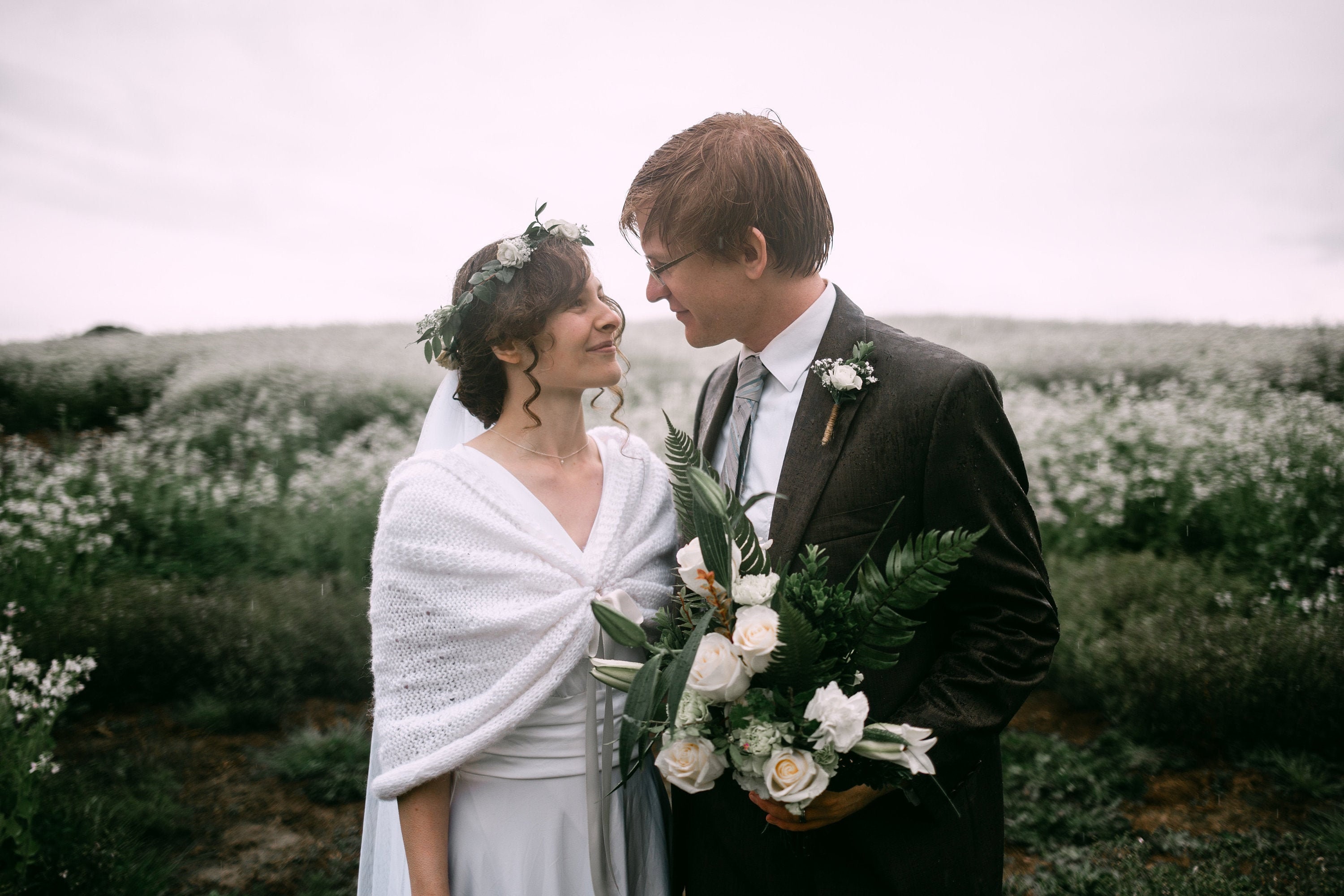 bridal shawl winter wedding