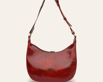 Shoulder Bag in Polished Cherry Full Grain Goat Leather, Ranisar