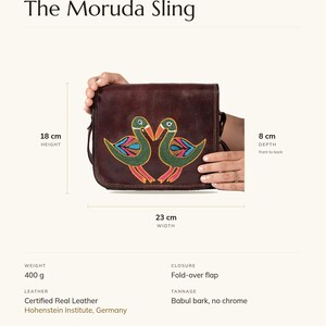 Specification card for The Moruda Sling: 23 cm wide, 18 cm high, full-grain leather, babul bark tannage. Made by Ratan Ji.
