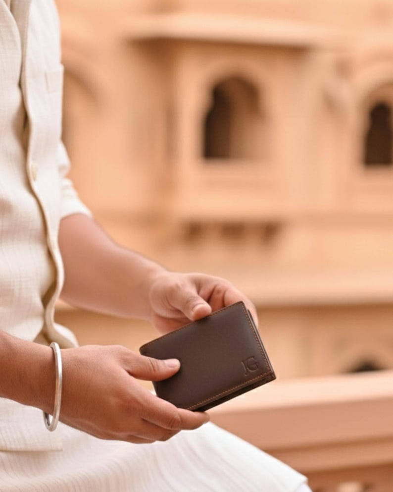 The Rajput Wallet, real leather wallet with two cash compartments and coin pocket