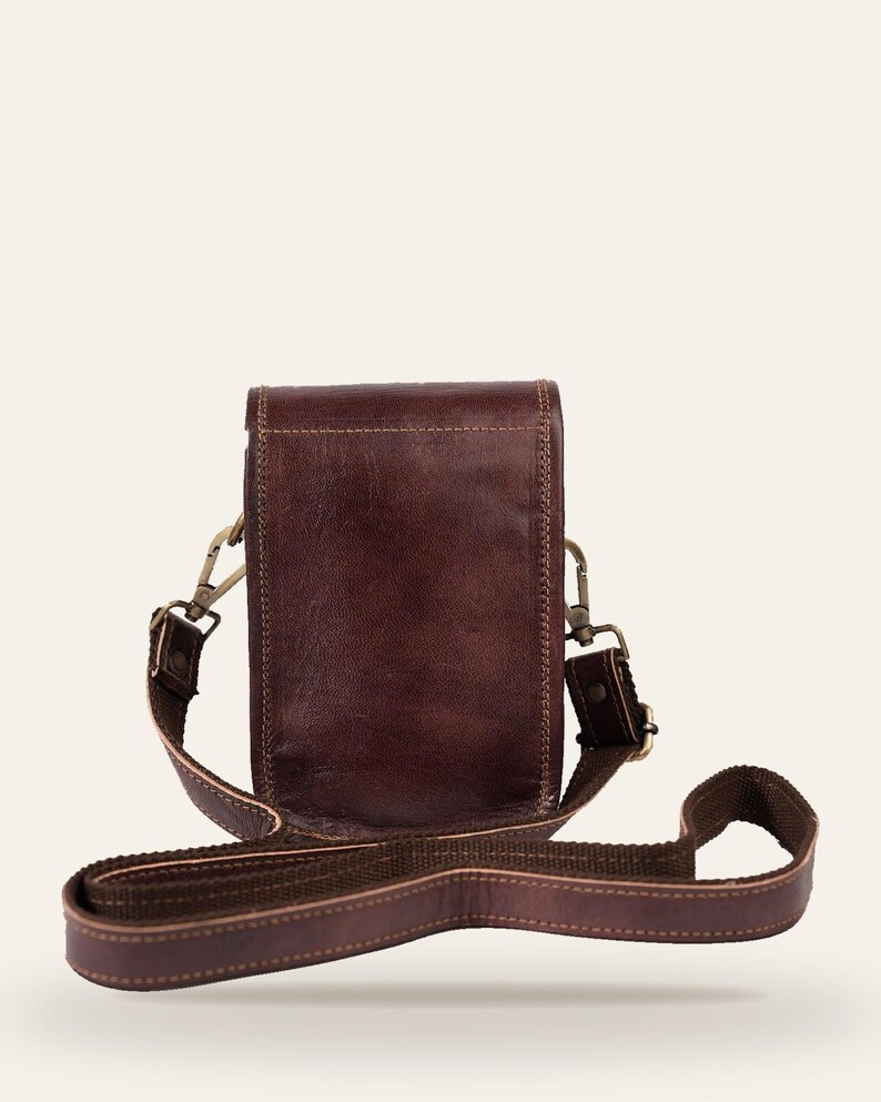 Back view of the Nagaur Kashidakari Sling with its adjustable cross-body strap