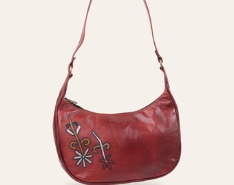 Curved Hobo Shoulder Bag in Certified Real Leather, Deep Cherry, Mira